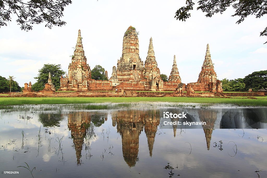 Wat Chaiwatthanaram, Ayutthaya w Tajlandii - Zbiór zdjęć royalty-free (Architektura)