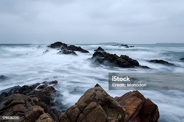 Photo libre de droit de Vagues En Hiver banque d'images et plus d'images libres de droit de Blanc - Blanc, Bourgas, Bulgarie