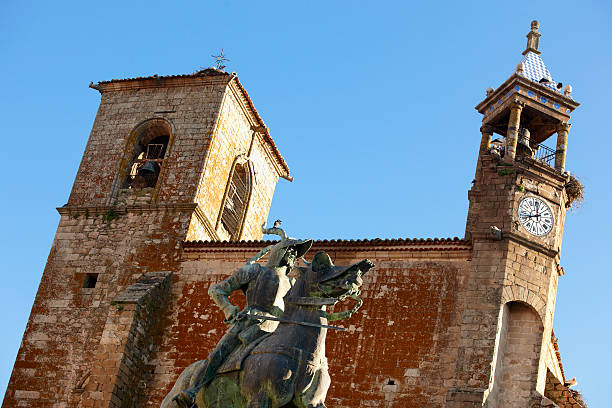istock Statue of Pizarro 179028128