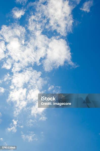 푸른 하늘 클라우드 8 Xxl 0명에 대한 스톡 사진 및 기타 이미지 - 0명, 고요한 장면, 곡선