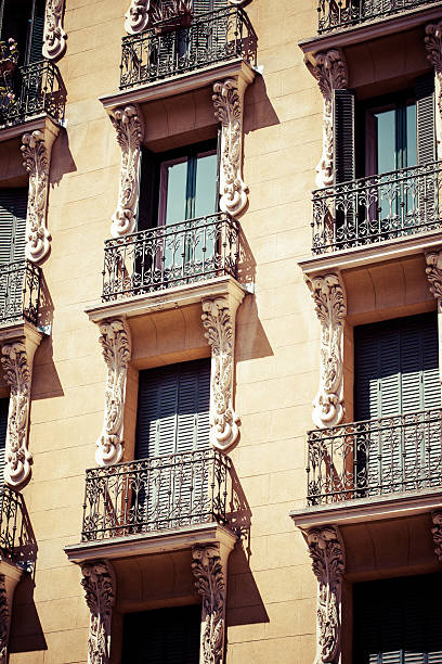 istock Mediterranean architecture in Spain. Old apartment building, Madrid. 179033869