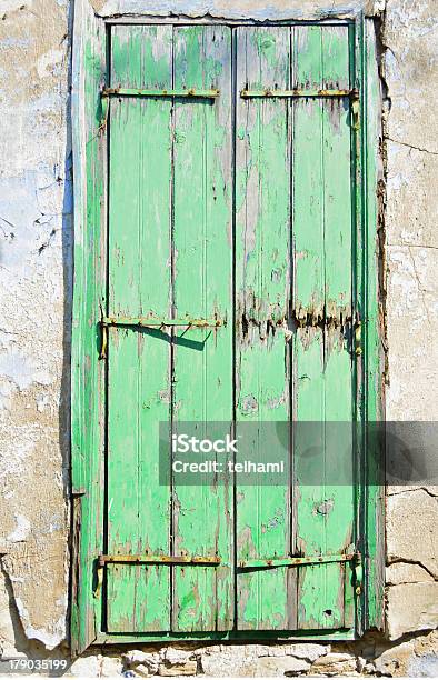 Alte Fenster Stockfoto und mehr Bilder von Alpen - Alpen, Alt, Altertümlich