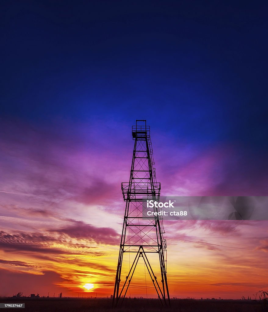Plateforme pétrolière offshore tower - Photo de A l'abandon libre de droits
