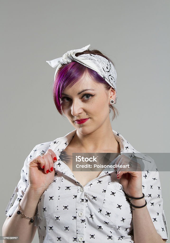 Mujer joven en estilo Rockabilly - Foto de stock de Adulto libre de derechos