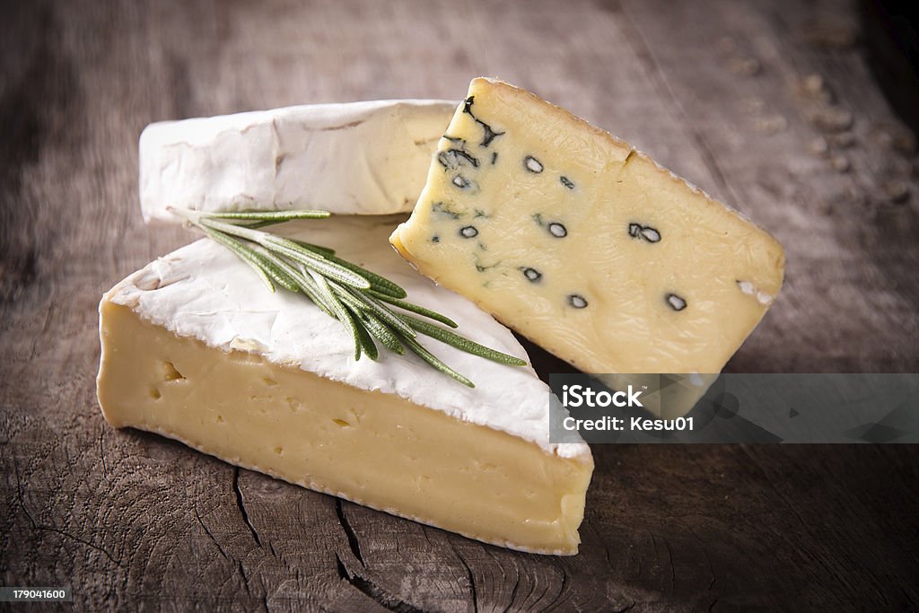Vários tipos de queijo - Foto de stock de Amarelo royalty-free