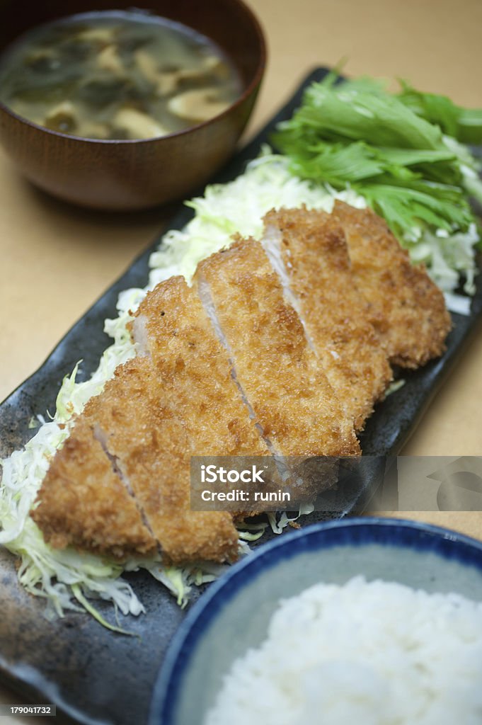 Cozinha japonesa Tonkatsu - Foto de stock de Alimentação Saudável royalty-free