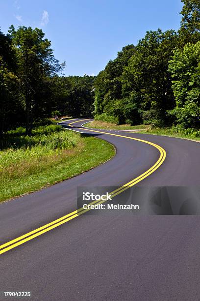 Malerische Country Road Stockfoto und mehr Bilder von Appalachen-Region - Appalachen-Region, Asphalt, Baum