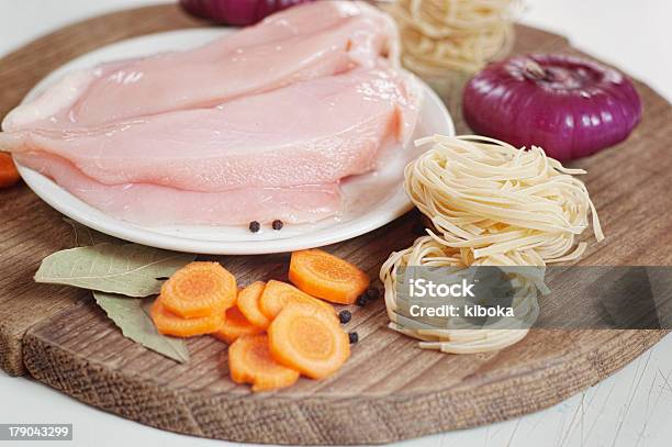Sopa De Ingredientes Foto de stock y más banco de imágenes de Alimento - Alimento, Carne, Carne blanca