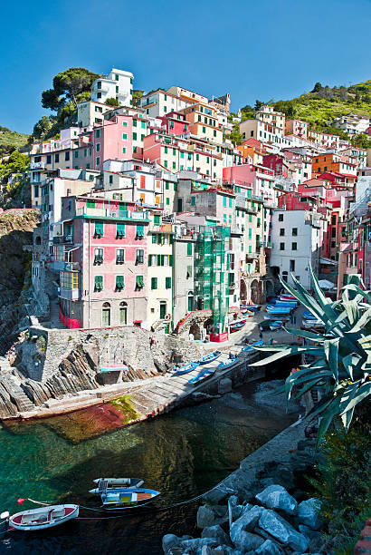 istock Riomaggiore, Tuscany, Italy 179044996