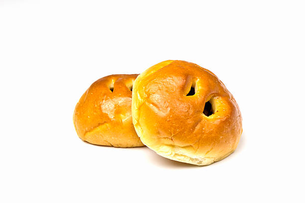 istock Sweet cinnamon raisin buns 179046320