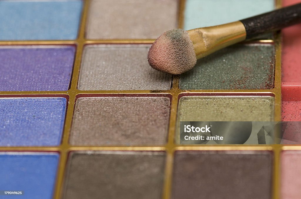 colrful palette de Fard à paupières maquillage - Photo de Accessoire libre de droits