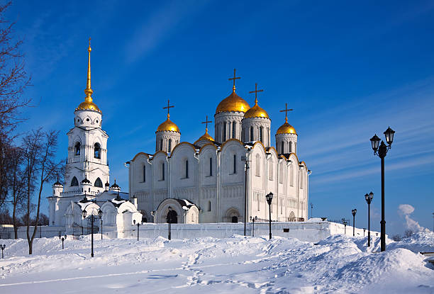 istock Assumption cathedral  at Vladimir in winter 179051131