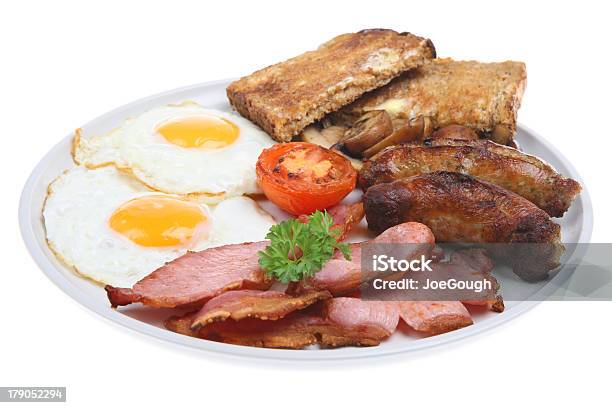 Angielski Smażone Śniadanie - zdjęcia stockowe i więcej obrazów Angielskie śniadanie - Angielskie śniadanie, Neutralne tło, Z boku