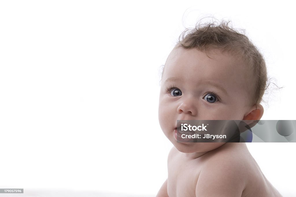 Querida seis meses de edad con pelo rizado niña bebé - Foto de stock de Bebé libre de derechos