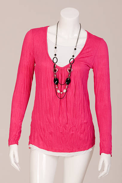 istock Pink T-shirt with chain 179061342