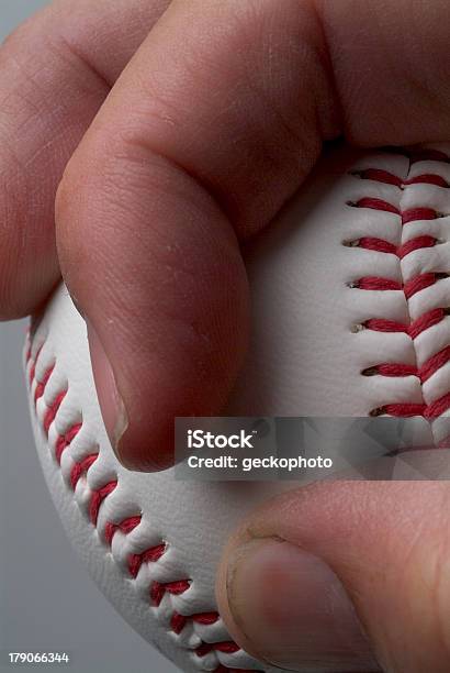 Baseball Stockfoto und mehr Bilder von Aktivitäten und Sport - Aktivitäten und Sport, Baseball-Spielball, Bewegung