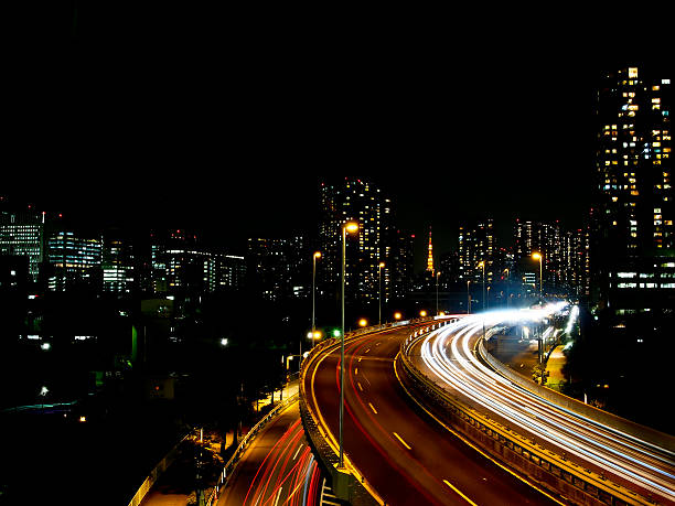 istock highway in Tokyo at night 179066515