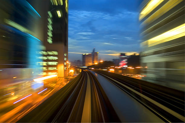 istock towards the city 179067473