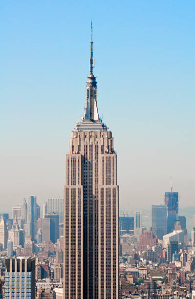empire state e midtown - empire state building imagens e fotografias de stock