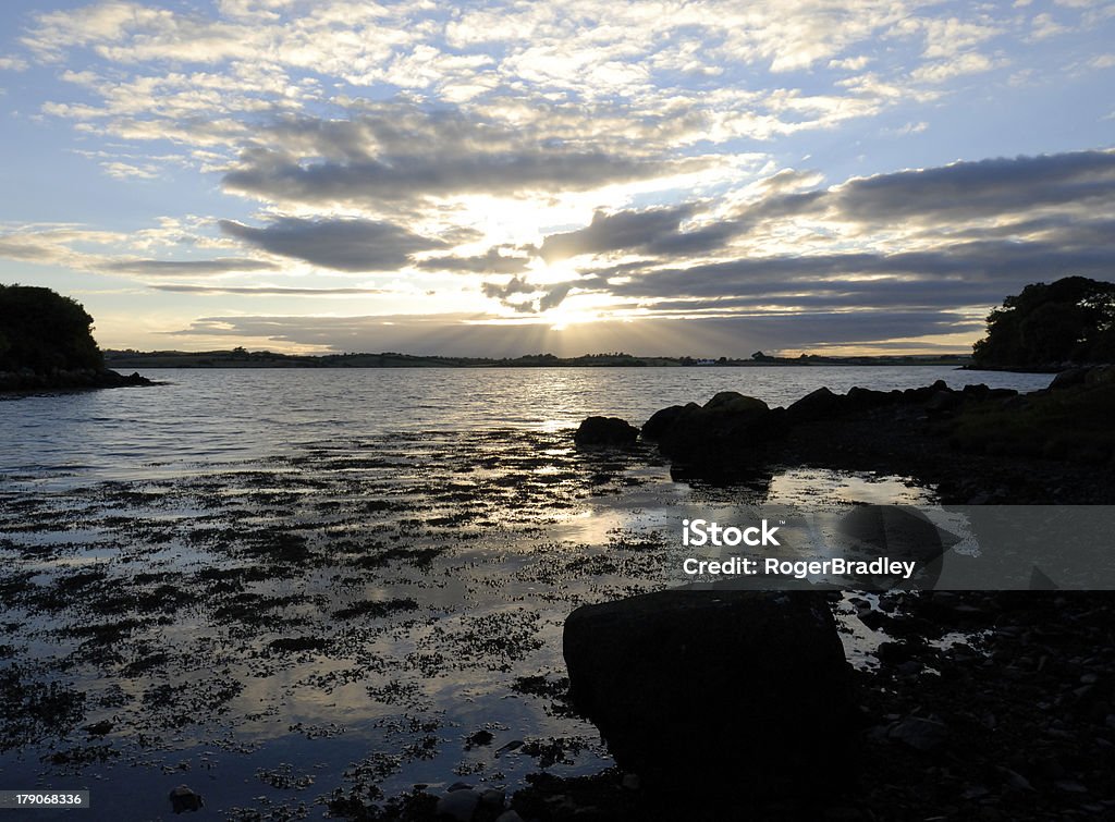 Tramonto sopra Strangford Lough - Foto stock royalty-free di Acqua