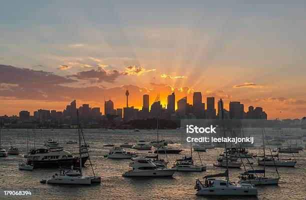 Sonnenuntergang Der City Von Sydney Cbd Stockfoto und mehr Bilder von Sydney - Sydney, Silvester, Feuerwerk