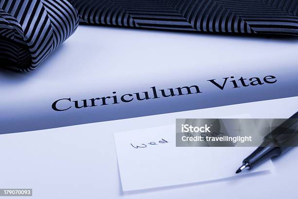 Curriculum Vitae Oder Fortfahren Stockfoto und mehr Bilder von Arbeit und Beschäftigung - Arbeit und Beschäftigung, Blau, Dokument