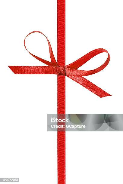 Thin Red Bow With Vertical Ribbon Stock Photo - Download Image Now - Ribbon  - Sewing Item, Thin, Tied Knot - iStock