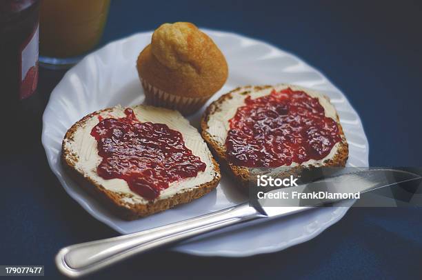 朝食 - カップケーキのストックフォトや画像を多数ご用意 - カップケーキ, ジャム, ラズベリー