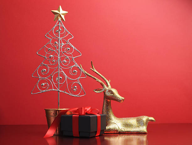 istock Red theme Christmas tree and reindeer ornaments 179084078