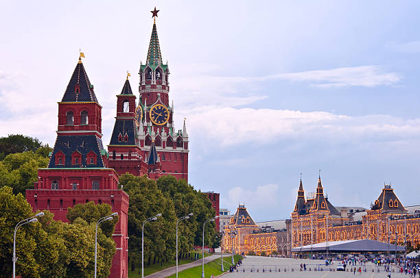 istock Spasskaya tower, Kremlin wall and Red Square at twillight 179084662