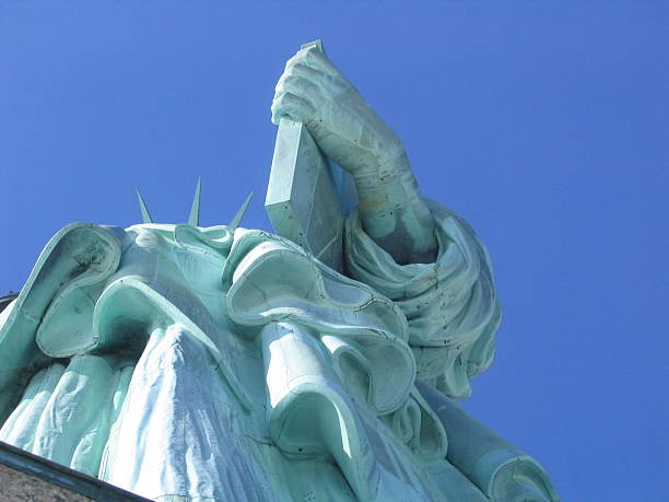 istock statue of liberty 179085145