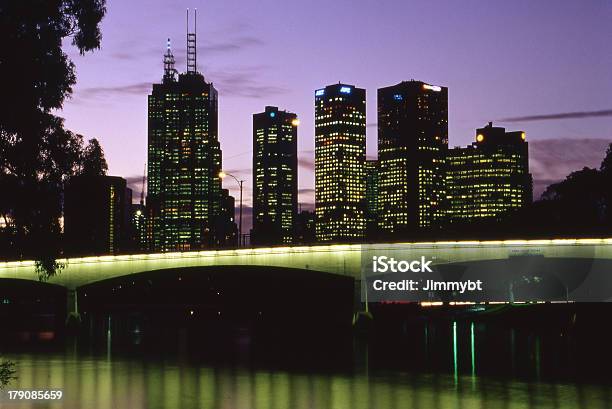 Skyline Von Melbourne Stockfoto und mehr Bilder von Abenddämmerung - Abenddämmerung, Australien, Bauwerk