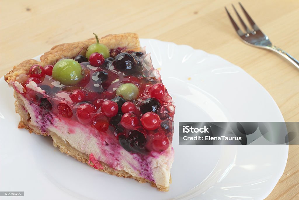 cheesecake fait maison berry sur une assiette - Photo de Aliment libre de droits
