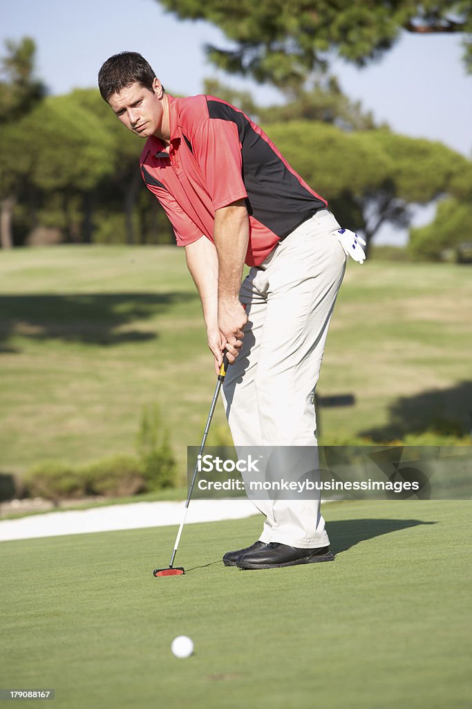 Masculino de golfe no campo de golfe Putting Green - Royalty-free 20-29 Anos Foto de stock