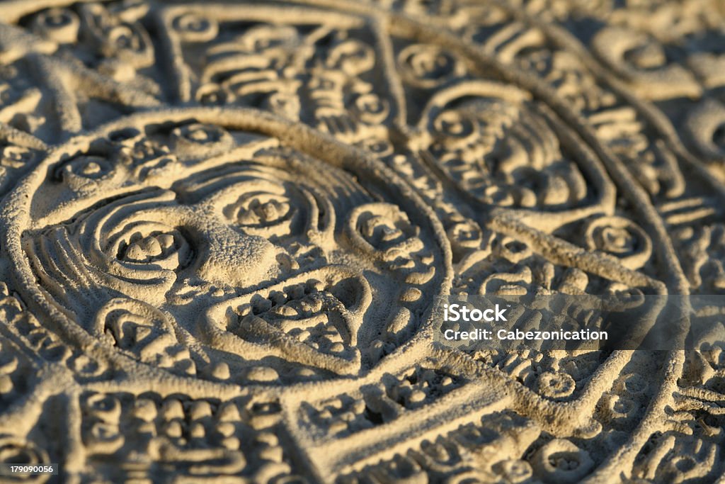 Calendario aztec - Foto de stock de Antiguo libre de derechos