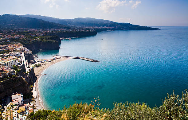istock Gulf of Naples South 179091386