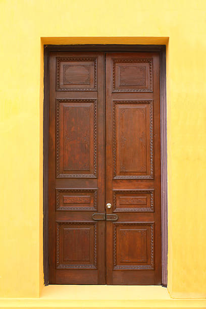 istock old wooden door 179091924