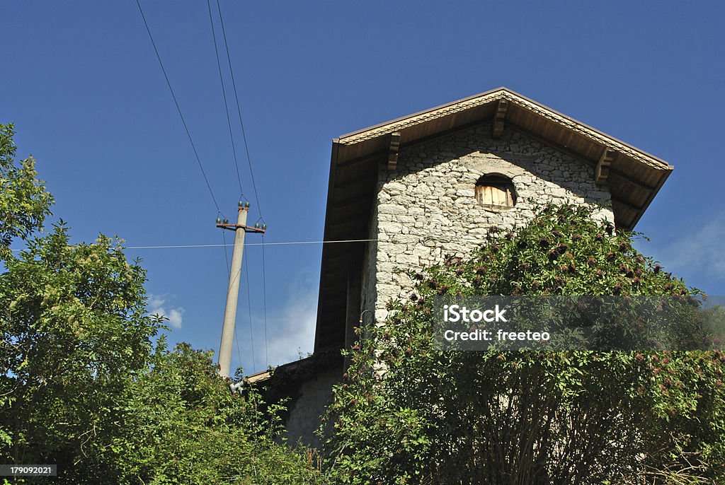 Casa de piedra - Foto de stock de Aldea libre de derechos