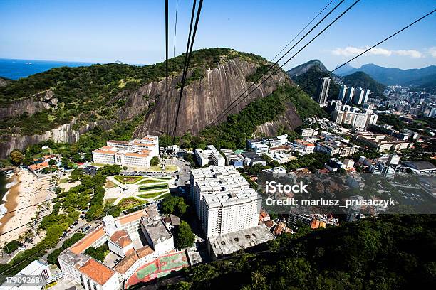 La Funivia A Pan Di Zucchero A Rio De Janeiro - Fotografie stock e altre immagini di Ambientazione esterna - Ambientazione esterna, Arrangiare, Baia di Guanabara