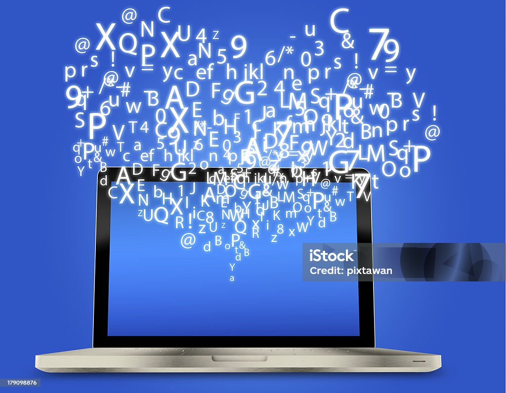 Forme de cœur de lettres sur un ordinateur portable - Photo de Bleu libre de droits