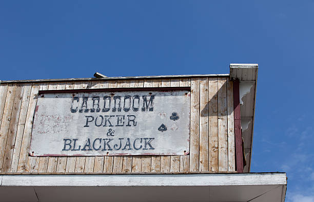 istock Exterior of A Cardroom 179102110