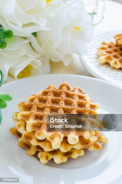 Waffel Stockfoto und mehr Bilder von Braun - Braun, Dessert, Einzelner Gegenstand