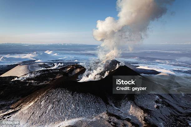 火山噴火 Tolbachik ますカムチャツカ半島 - エコツーリズムのストックフォトや画像を多数ご用意 - エコツーリズム, カムチャッカ半島, 人物なし
