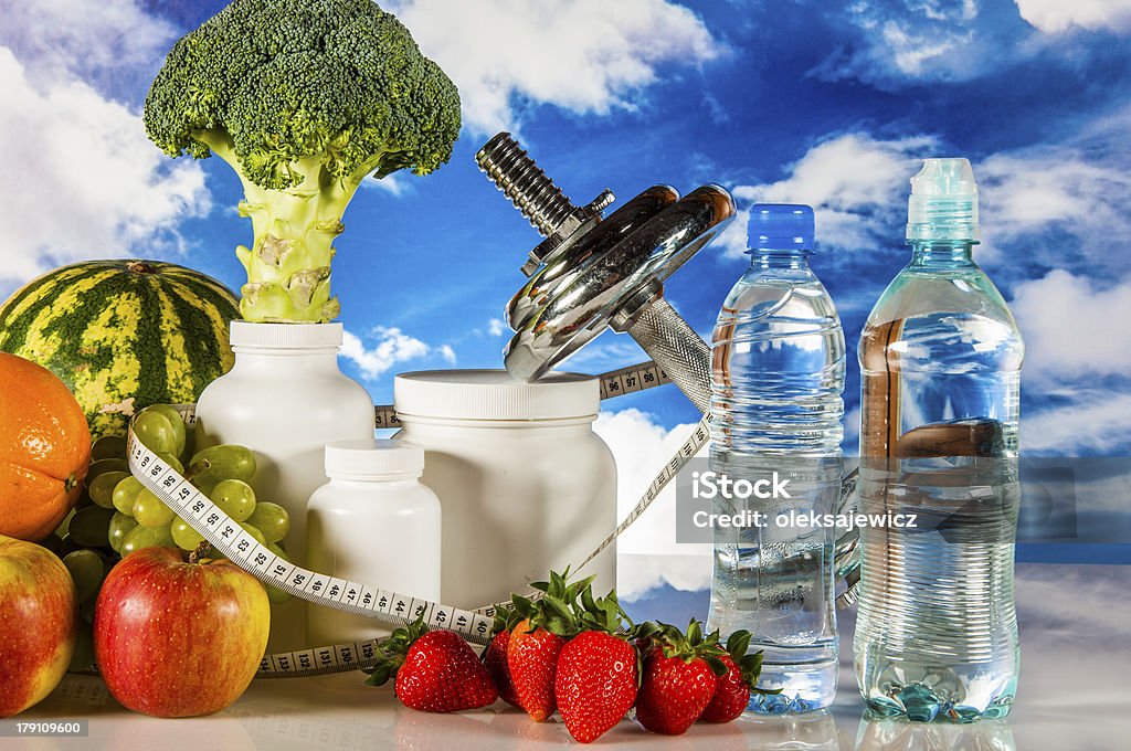 Owoce, warzywa, zdrowy jedzenie - Zbiór zdjęć royalty-free (Bez ludzi)