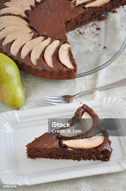 초콜릿 배나무 케이크 갈색에 대한 스톡 사진 및 기타 이미지 - 갈색, 과일, 그릇