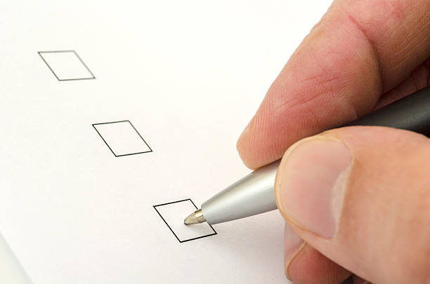 istock Hand choosing one of three options 179117816