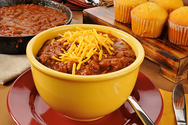 istock Chili con carne with cornbread muffins 179118460