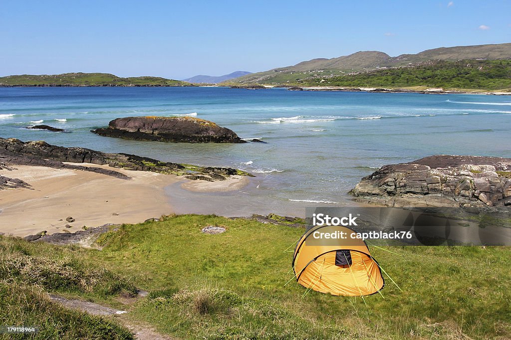 Tenda in Anello di Kerry coast - Foto stock royalty-free di Campeggiare