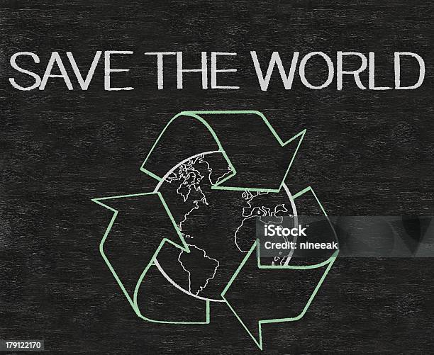 Reciclar E Mundo Escrito No Quadro Negro Fundo - Fotografias de stock e mais imagens de Analisar - Analisar, Apresentação - Discurso, Aspiração