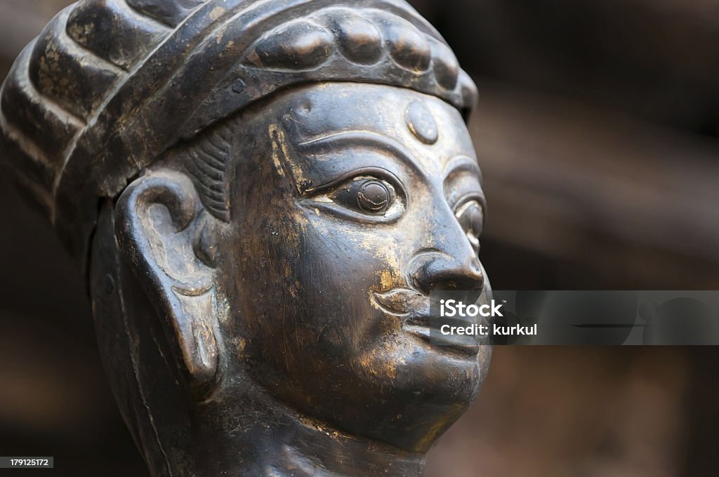 Antigua estatua - Foto de stock de Aire libre libre de derechos